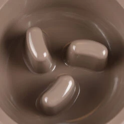 Flamingo Gamelle Mangi Slow Feeder Taupe En Mélamine 950ml -Flamingo 23e298fe93f982902fa0dd7cf16843c4206852a6db304901f3babaf4a344620d