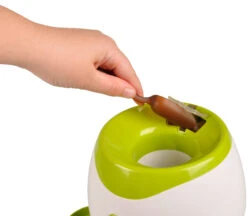 Flamingo Jouet Chien Wilson Jouet Automatique De Balle Et Friandises Interactif+ Balle De Tennis 18cm 10 Flamingo Jouet Chien Wilson Jouet Automatique De Balle Et Friandises Interactif+ Balle De Tennis 18cm -Flamingo d02d84837cc127bb173bb9e5f10de9b88ed48e3b4c29e34edd506d9c7c35b525